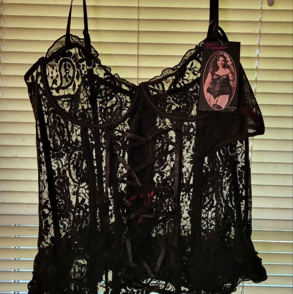 Two piece lace top & bottom intimate - Picture 3 of 3